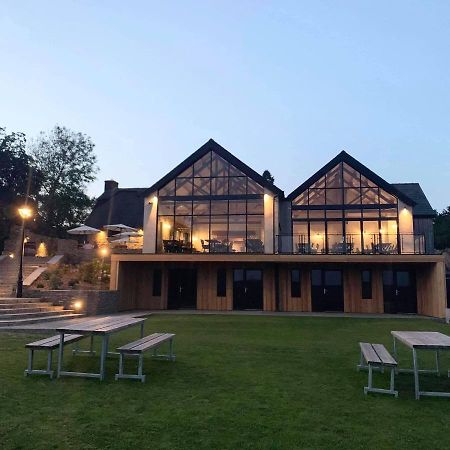 布里真德 The Old House 1147酒店 外观 照片